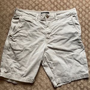 American Eagle flat front classic fit shorts